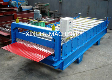 China Rollo esmaltado industrial de la teja que forma la máquina con la máquina hidráulica de Decoiler  proveedor