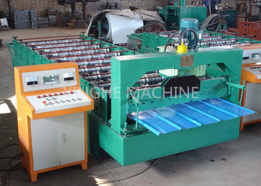 China Altamente eficaces cubierta color laminan la formación de las máquinas, rollo de la techumbre del metal anterior proveedor