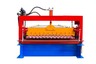 China Máquina industrial del panel del tejado del metal, máquina azul de la formación de hoja de la techumbre del color  proveedor