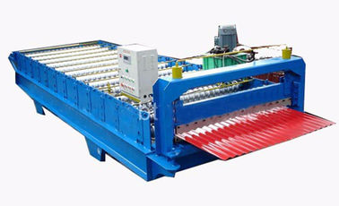 Rollo azul inteligente del panel de pared del color que forma la máquina con el sistema de control del PLC proveedor